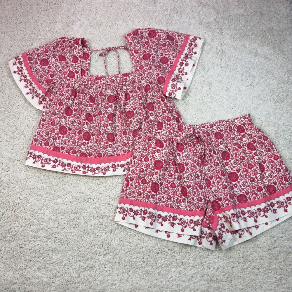 Universal Thread 2-Piece Set Women Medium Pink Floral Top Shorts NWT Summer Boho